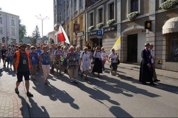 KOMUNIKAT BISKUPA TARNOWSKIEGO W ZWIĄZKU Z 40. PIESZĄ PIELGRZYMKĄ TARNOWSKĄ